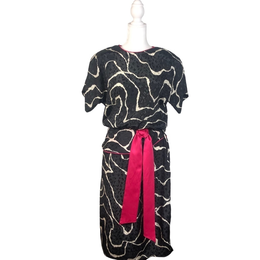 Vintage NEIMAN MARCUS 1980s XS Peplum Black